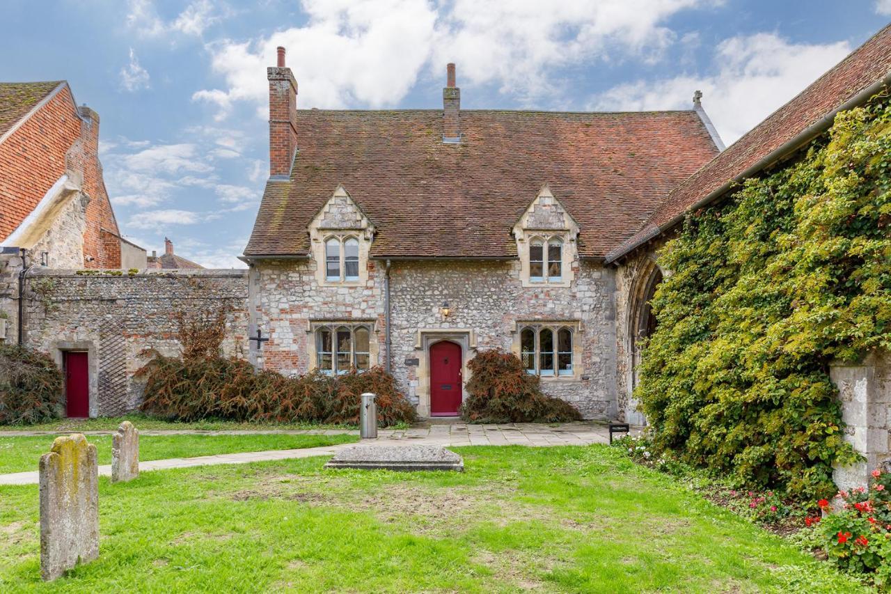 Cloisters Cottage Chichester Exterior photo